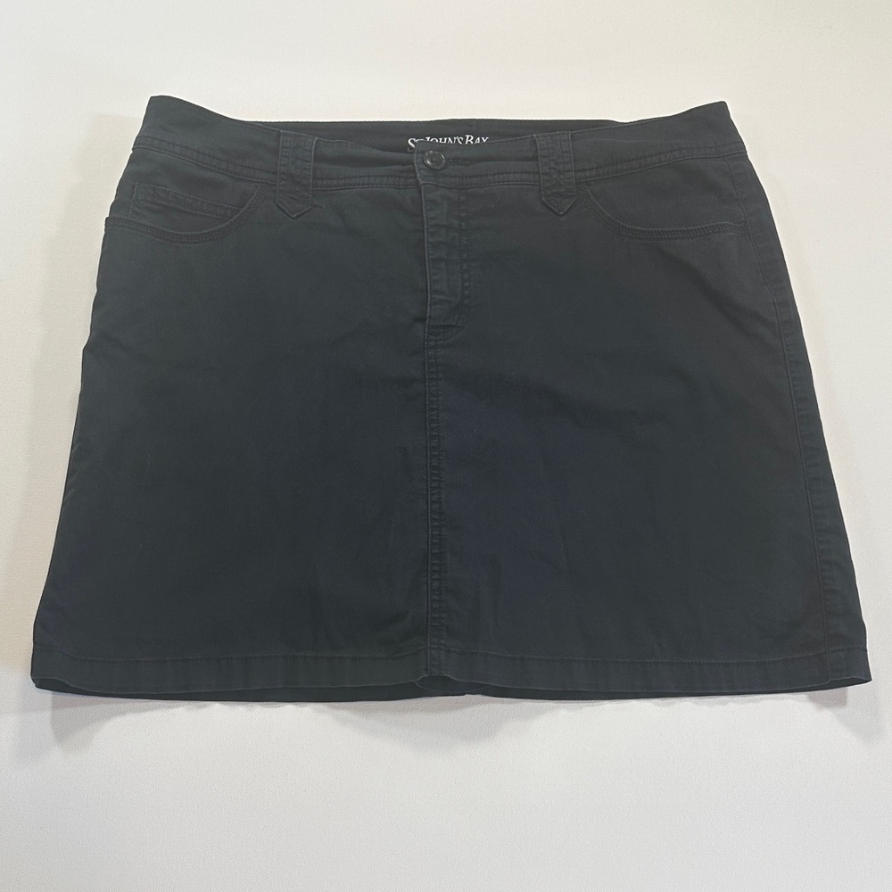 St. John’s Bay Black Stretch Mini Skirt Women’s US 14